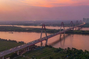 Hanoi to construct three bridges crossing Red River