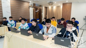 Vatech Networks (South Korea) donates nearly 400 million VND to education in Thai Nguyen