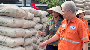 Dai Tu’s widening of 6-metre-wide roads with the support of Nui Phao Mining