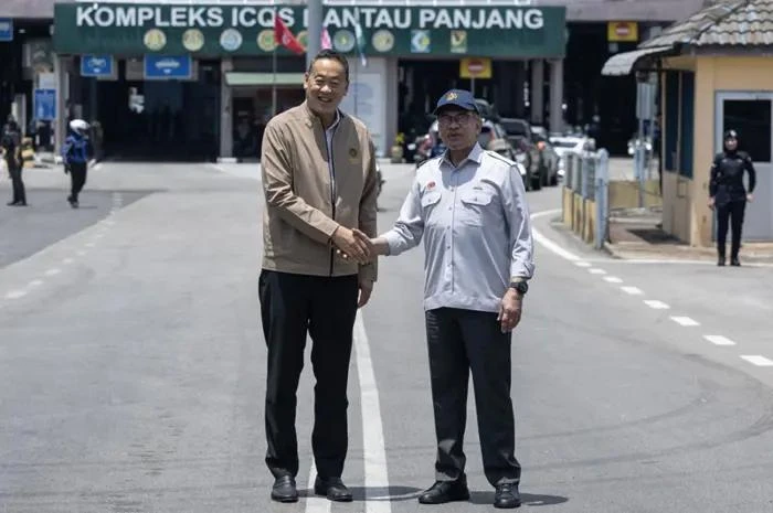 Malaysia, Thailand urge construction of second bridge linking them
