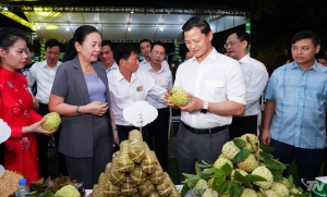 Promotion program for La Hien custard apple and Thai Nguyen agricultural products