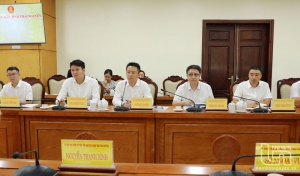 Thai Nguyen leader works with Chinese investors