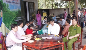 23 tea shops opened to greet visitors